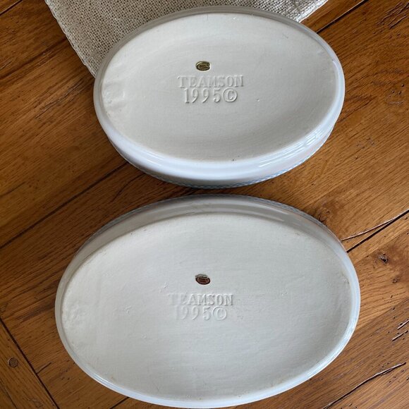 2 Teamson 1995 pottery vintage light blue and white stoneware casserole dishes - Picture 5 of 8